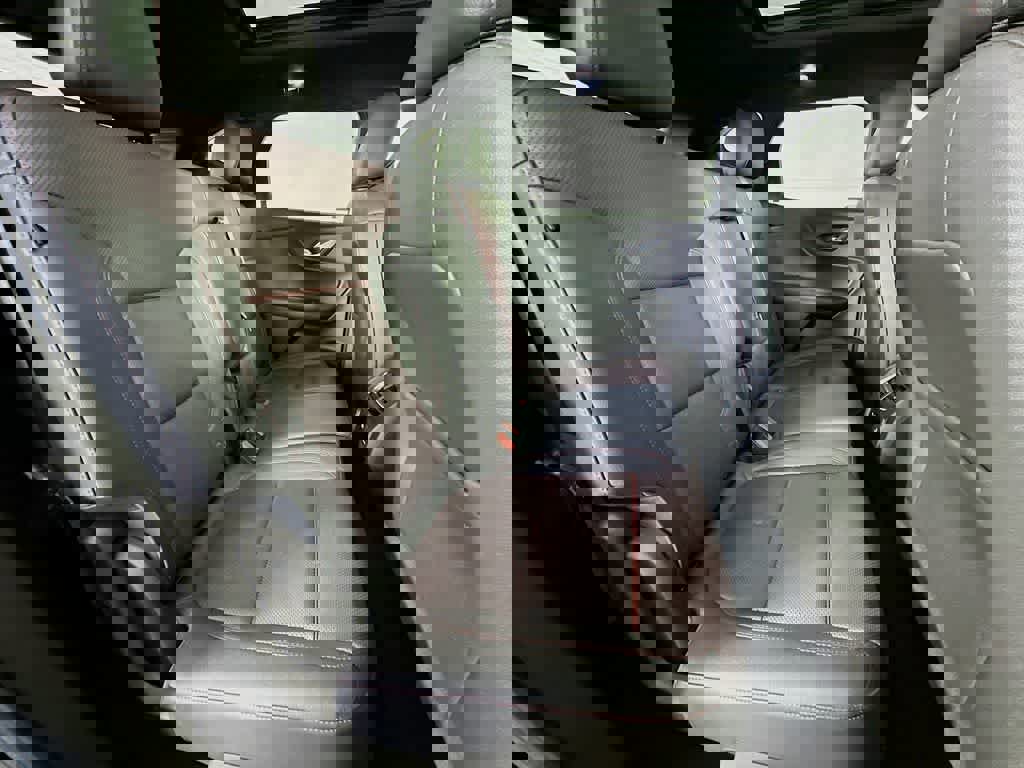 Used 2023 Chevrolet Blazer RS w/ Enhanced Convenience Package image 33