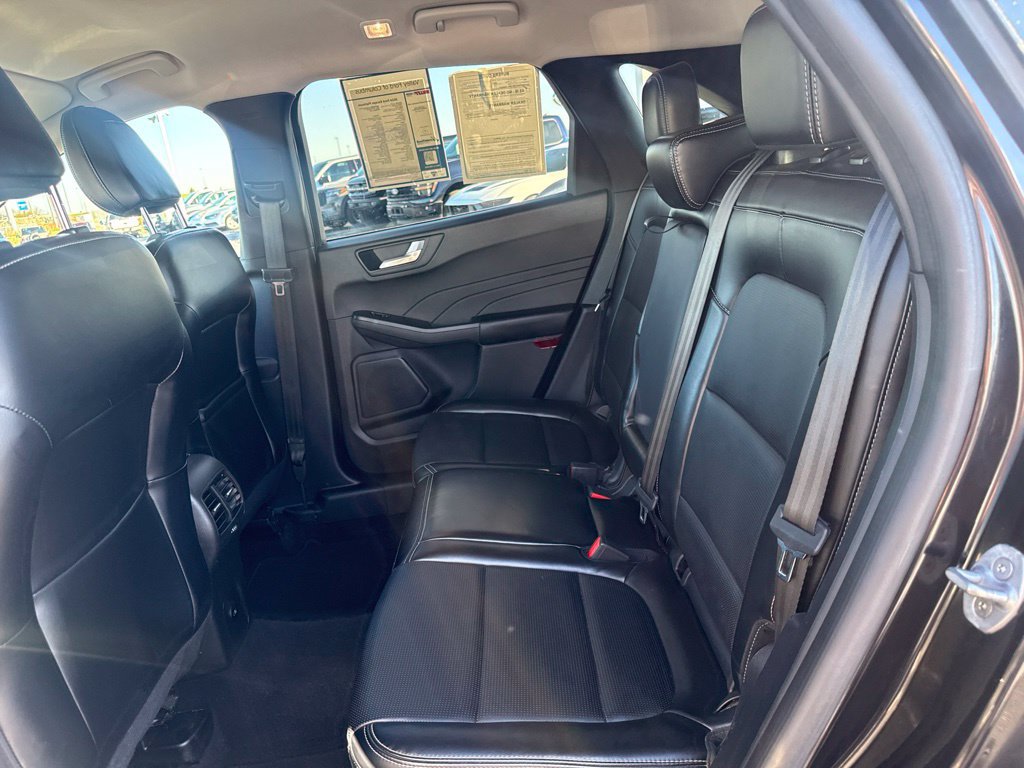 Certified 2024 Ford Escape Platinum AWD/4WD image 31