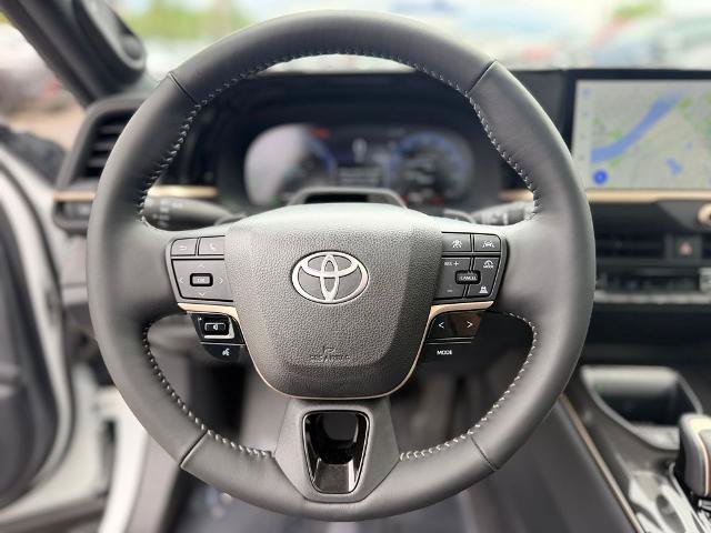 Used 2026 Toyota Crown Signia w/ Advanced Technology Package AWD/4WD image 13