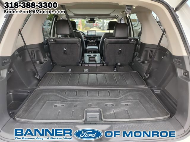 Used 2023 Honda Pilot Touring image 11