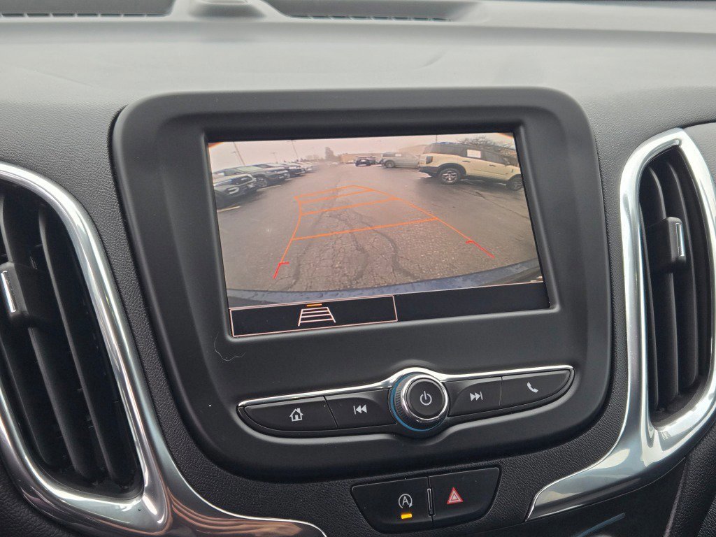 Used 2023 Chevrolet Equinox LT image 23