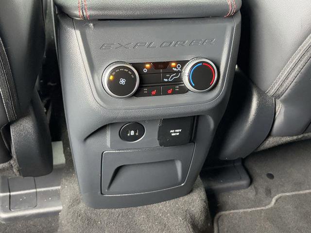 Certified 2025 Ford Explorer ST-Line w/ Premium Package RWD image 22