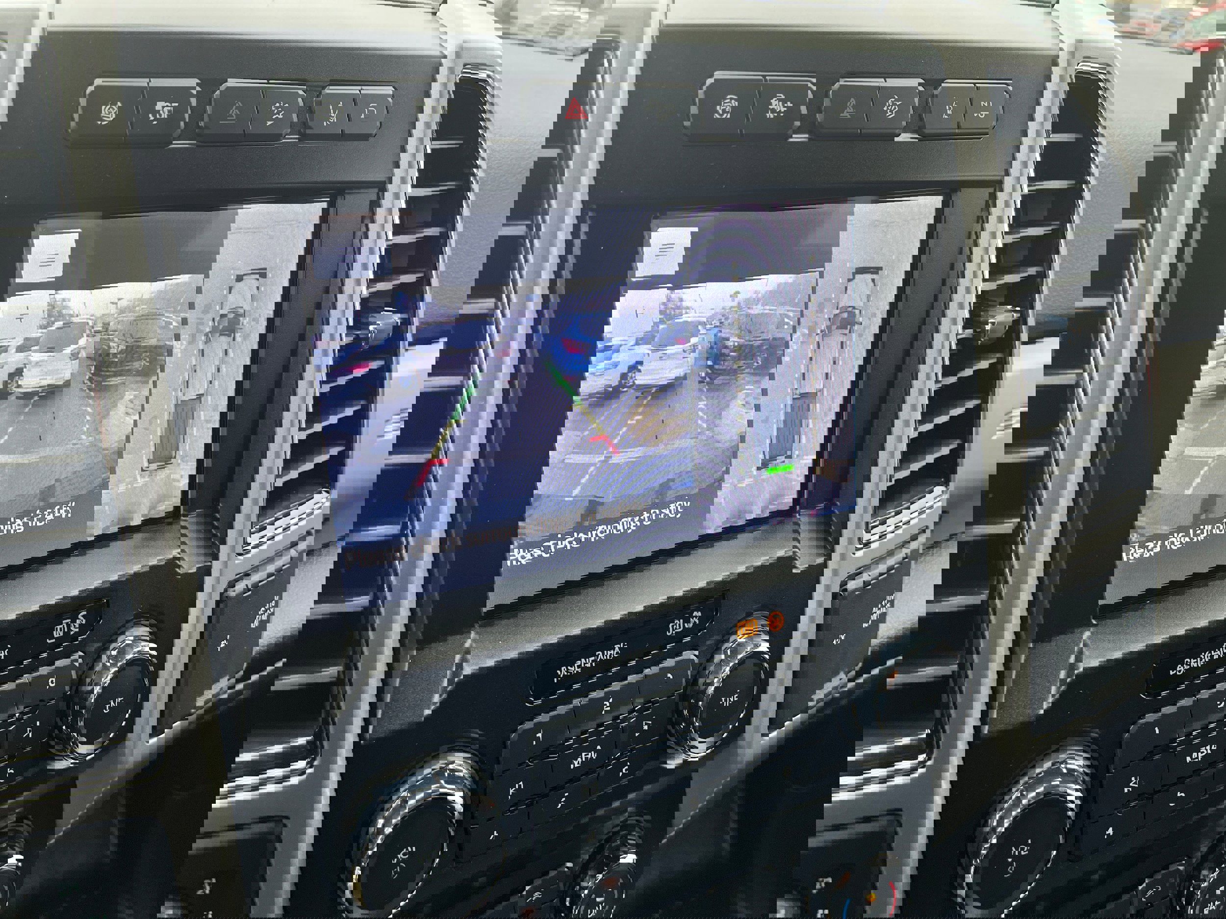 Certified 2020 Ford F350 Lariat w/ Chrome Package image 18