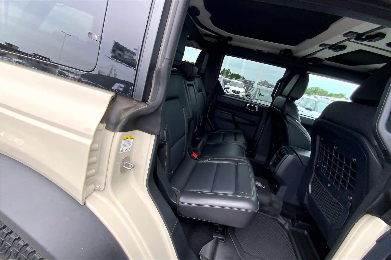 Certified 2025 Ford Bronco Badlands AWD/4WD image 19