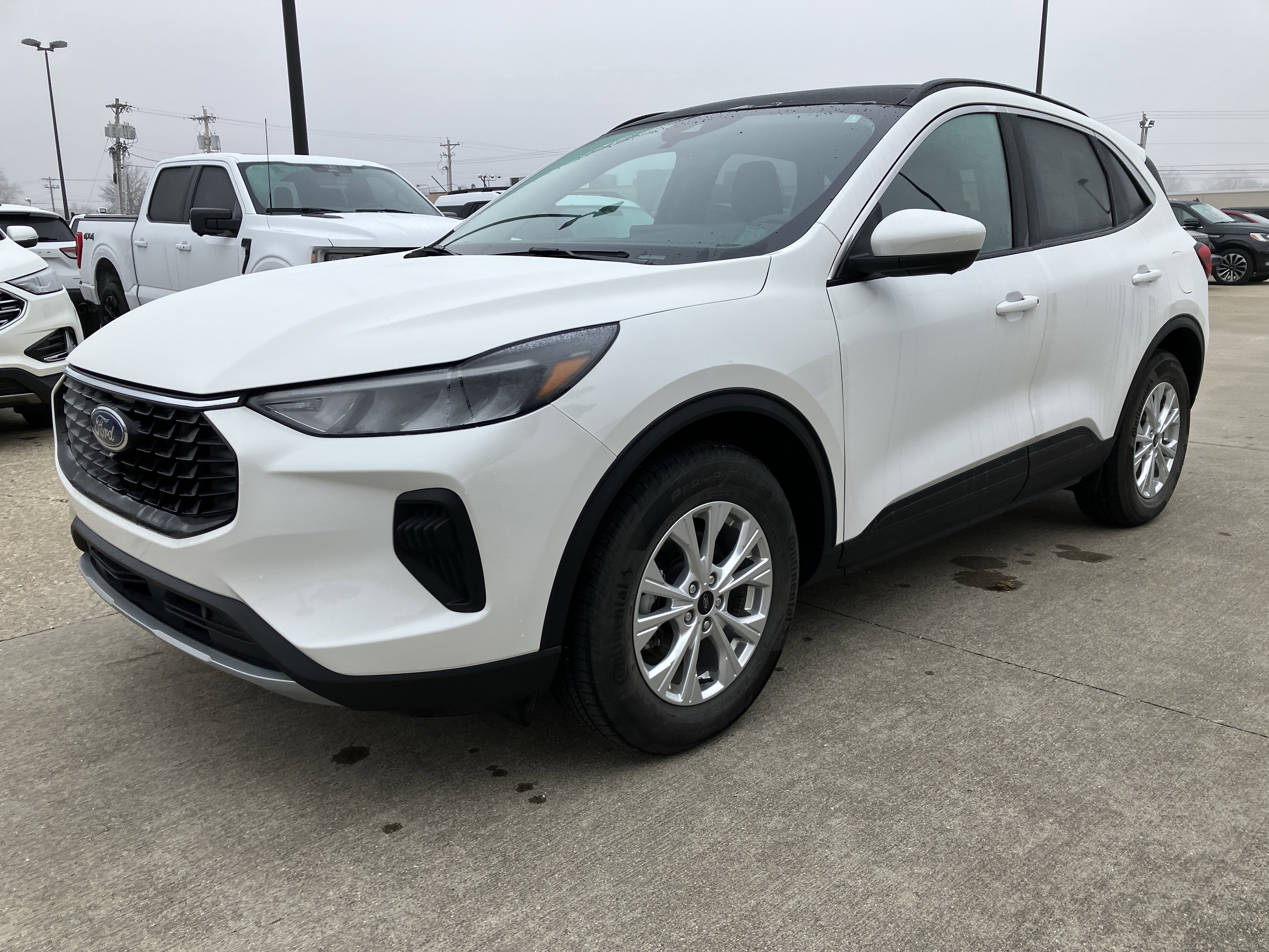 Certified 2023 Ford Escape Active w/ Tech Pack #2 image 2