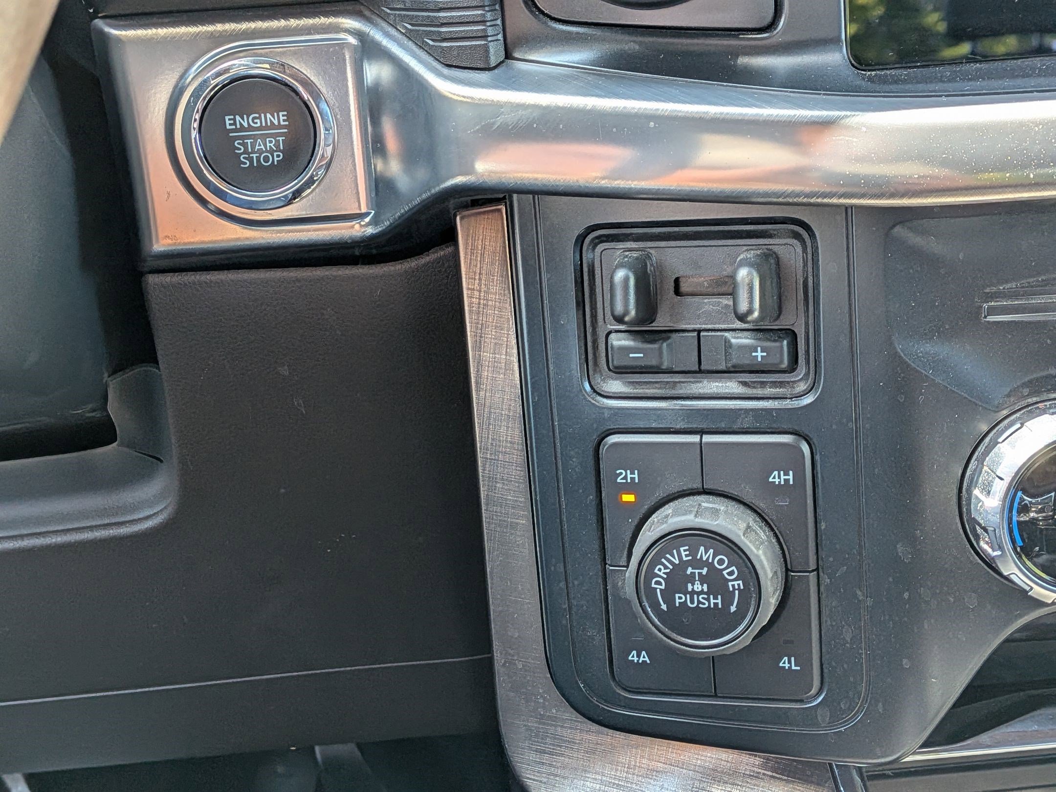 Certified 2025 Ford F150 King Ranch w/ FX4 Off-Road Package AWD/4WD image 26