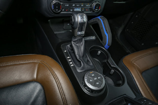 Certified 2022 Ford Bronco Outer Banks AWD/4WD image 26