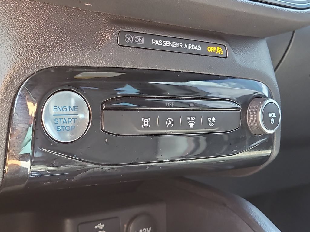 Certified 2024 Ford Escape ST-Line w/ Tech Pack #1 FWD image 24