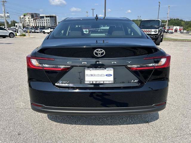Used 2025 Toyota Camry LE w/ Convenience Package FWD image 5