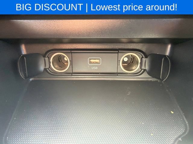 Used 2024 Kia Soul LX w/ Option Group 015 FWD image 26