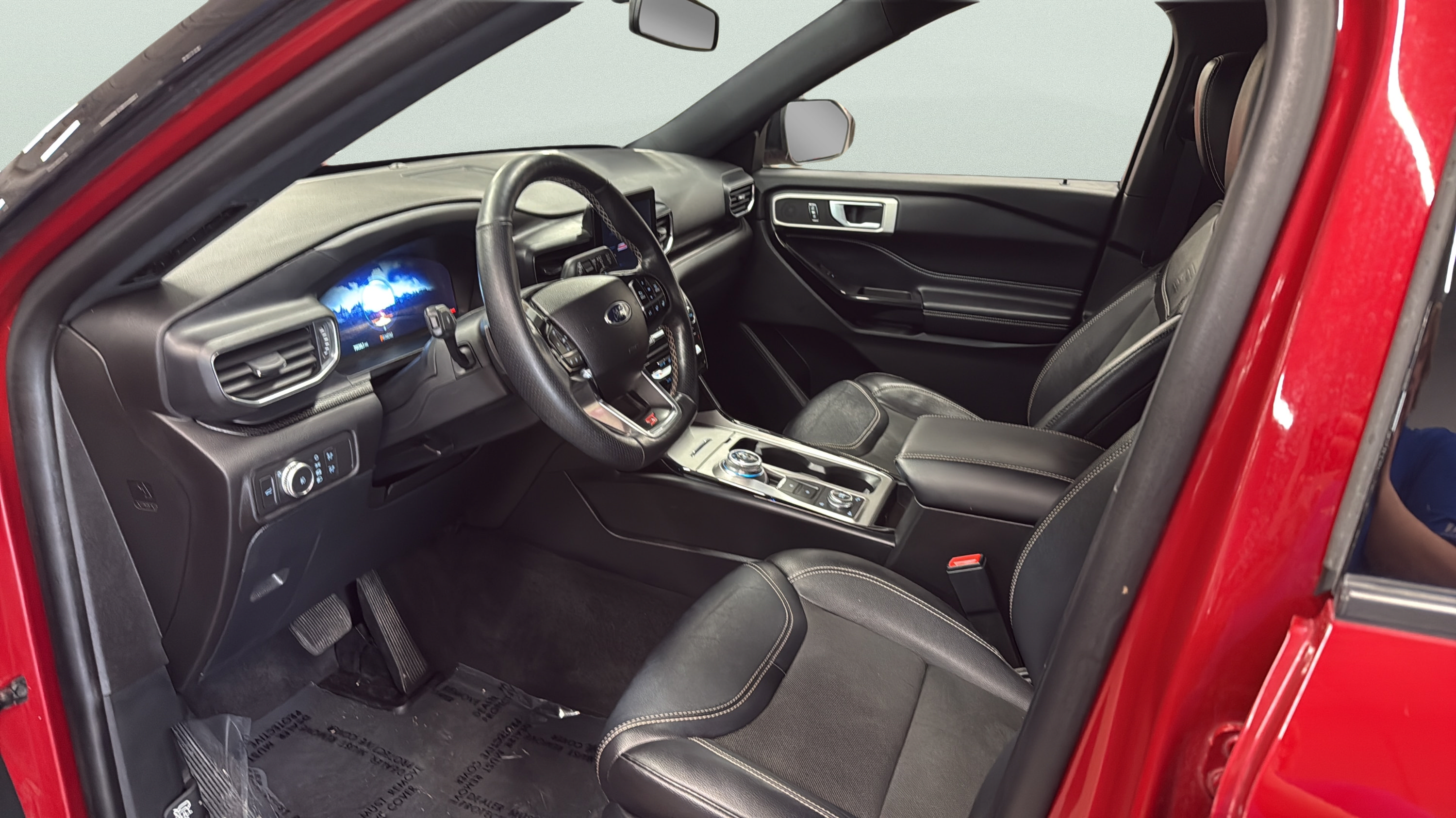 Certified 2022 Ford Explorer ST AWD/4WD image 10