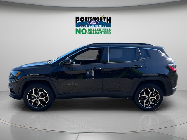 Used 2025 Jeep Compass Limited AWD/4WD image 2