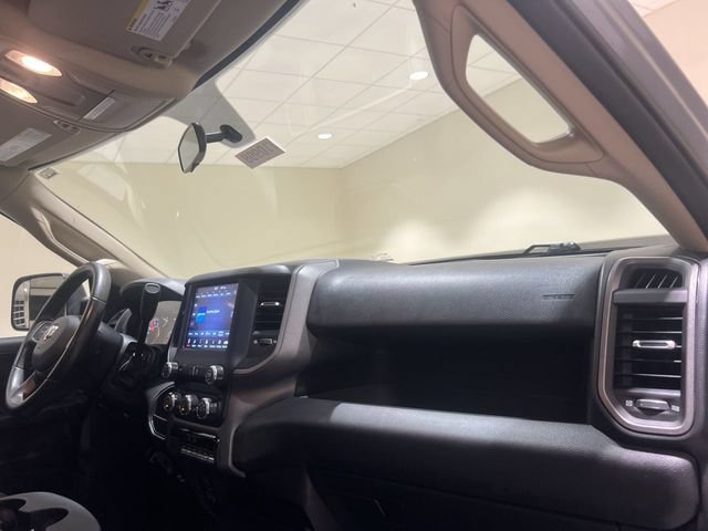 Used 2020 RAM 3500 Tradesman w/ Chrome Appearance Group RWD image 15