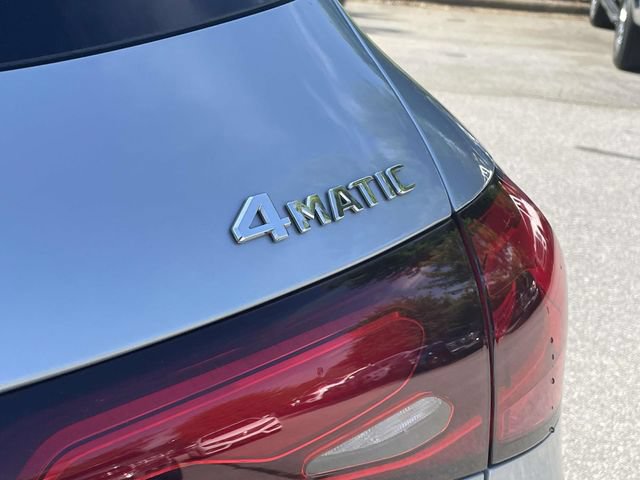 Used 2024 Mercedes-Benz GLC 300 4MATIC image 11
