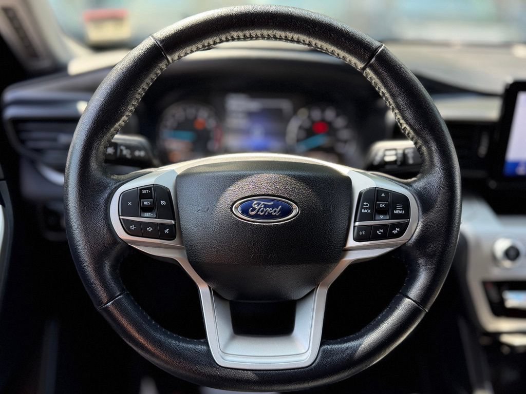 Certified 2021 Ford Explorer XLT AWD/4WD image 10