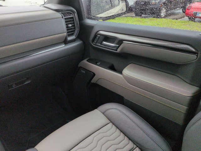 Used 2026 Chevrolet Silverado 1500 ZR2 AWD/4WD image 17