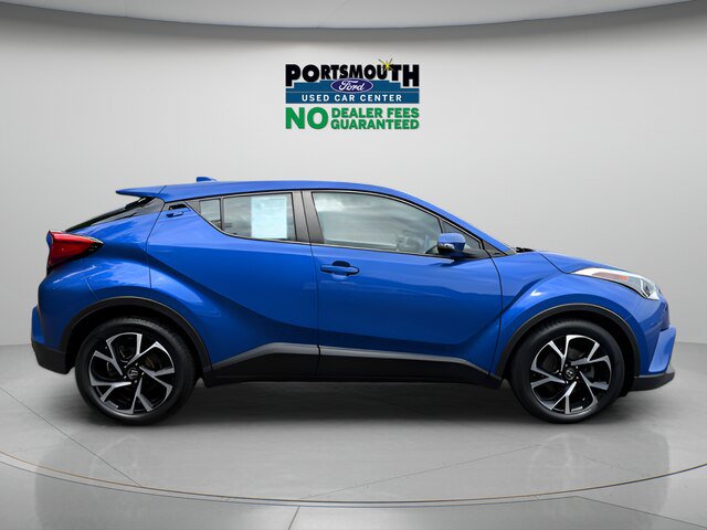 Used 2019 Toyota C-HR XLE FWD image 6