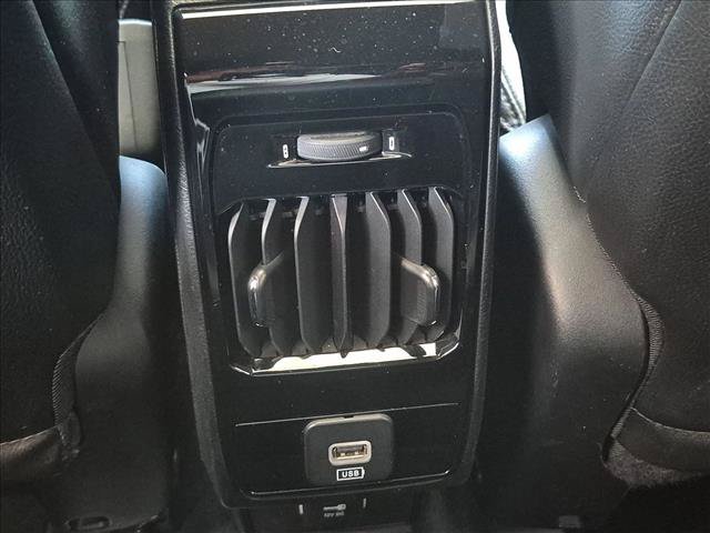 Used 2023 Jeep Compass Latitude w/ Sun and Sound Group AWD/4WD image 17