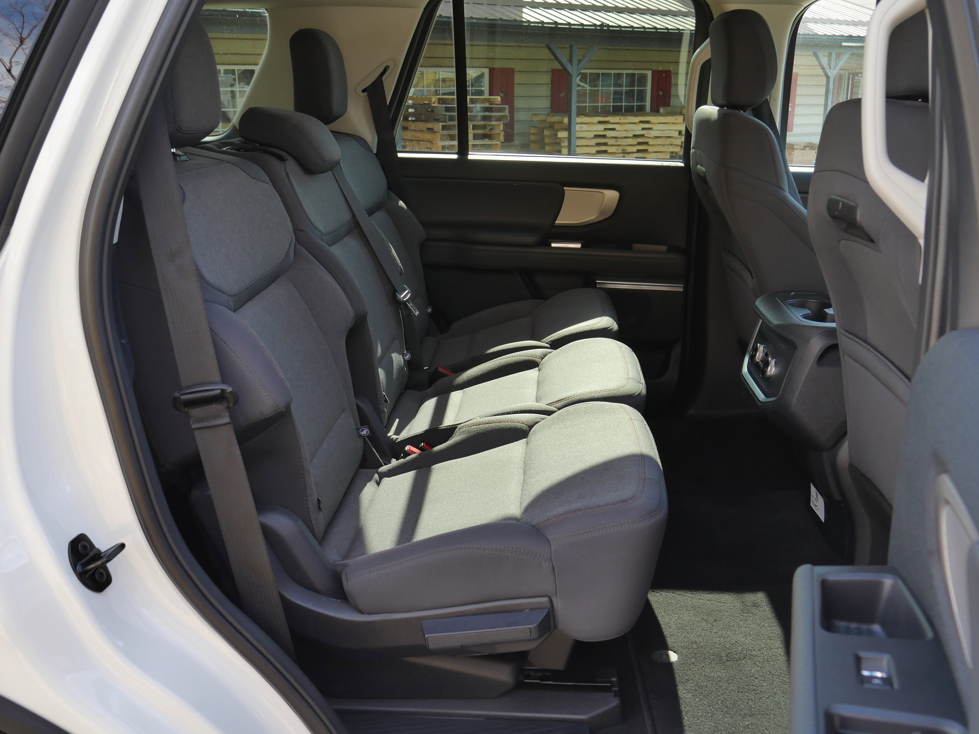 Certified 2025 Ford Expedition Active image 31