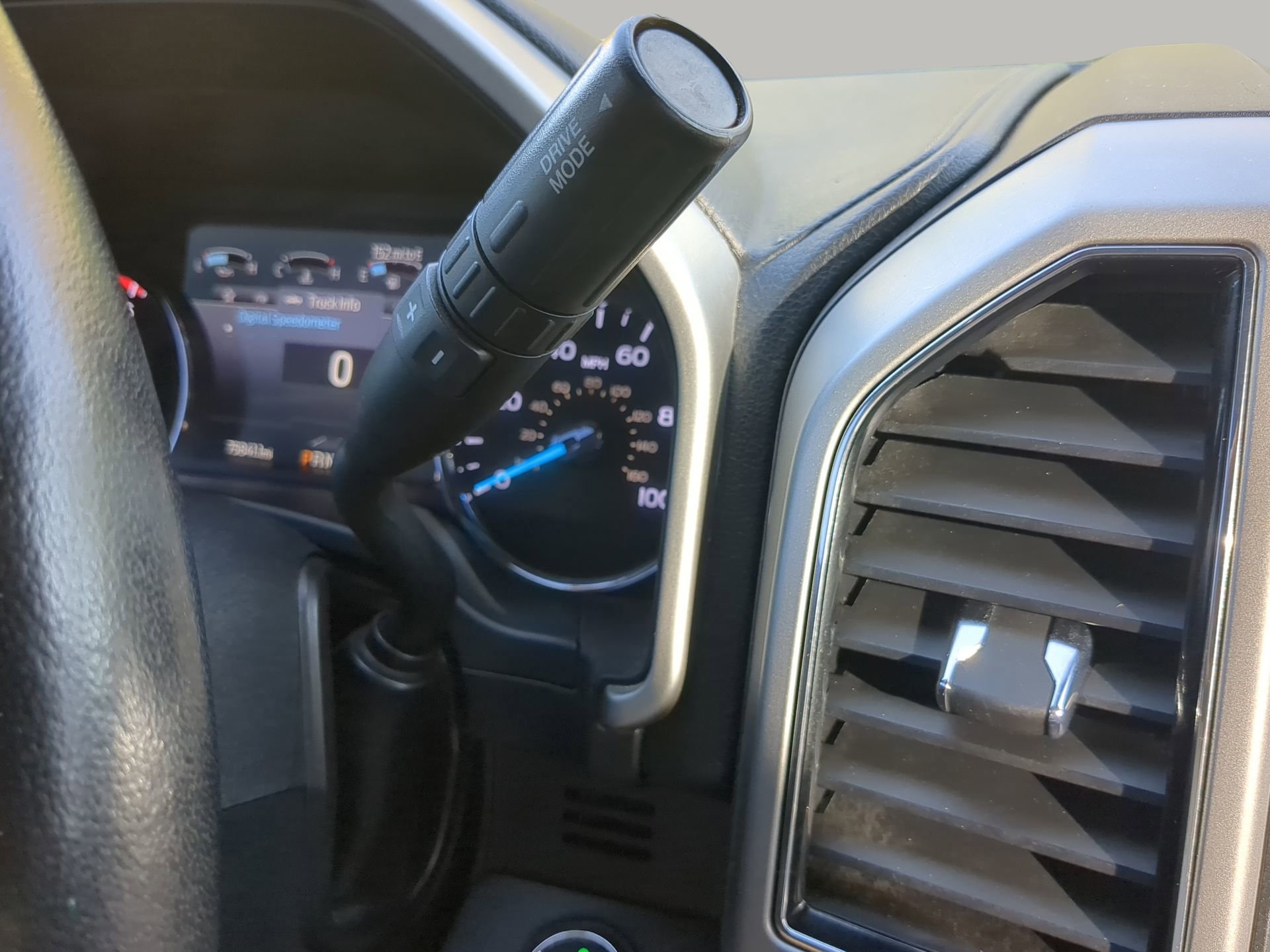 Certified 2021 Ford F250 Lariat w/ Lariat Ultimate Package image 56