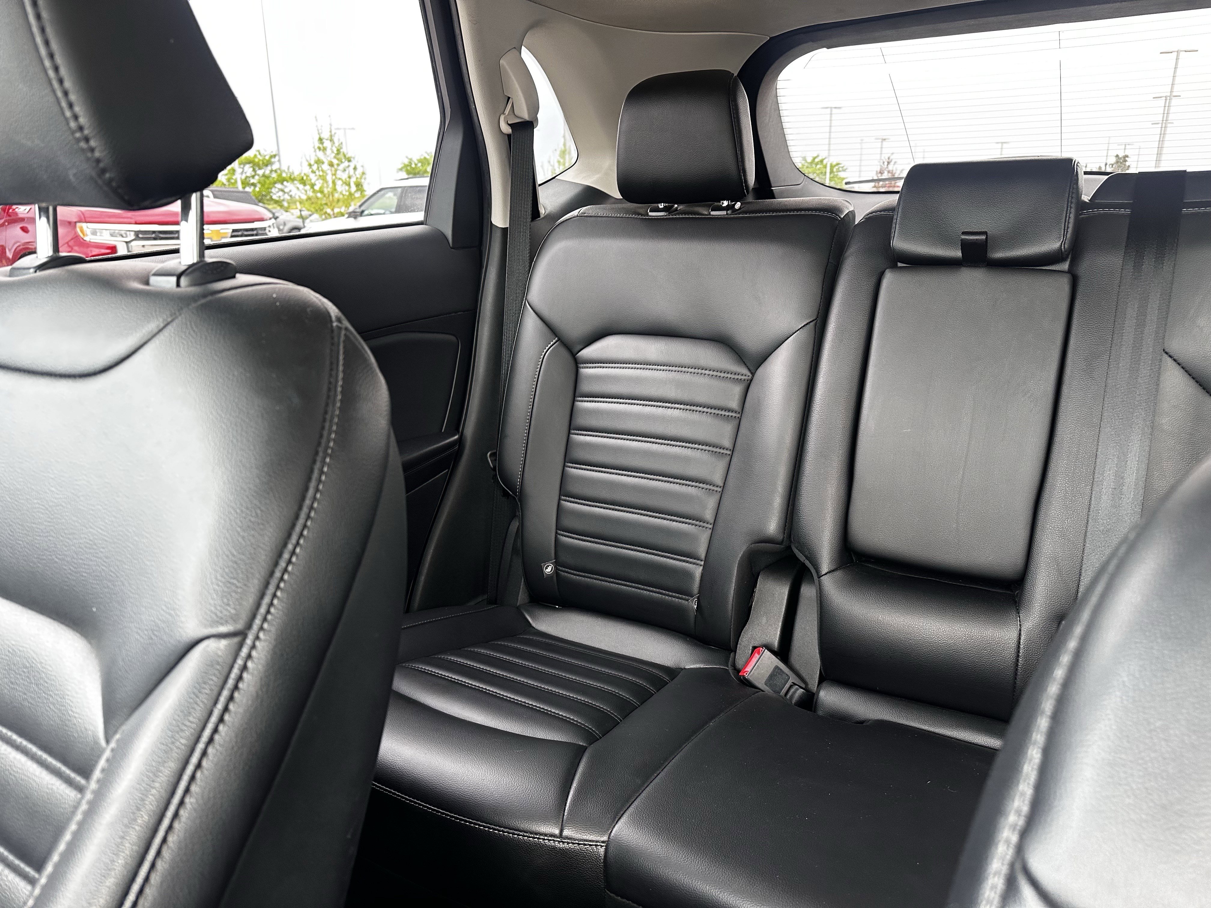 Certified 2023 Ford Edge SEL w/ Convenience Package AWD/4WD image 12