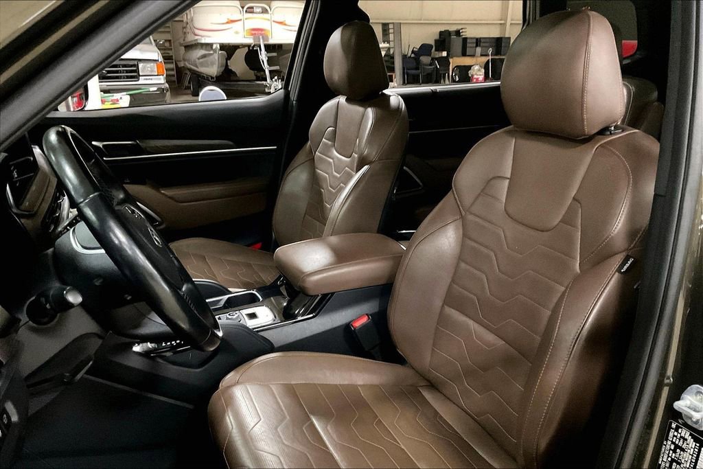 Used 2020 Kia Telluride SX w/ SX Prestige Package AWD/4WD image 24