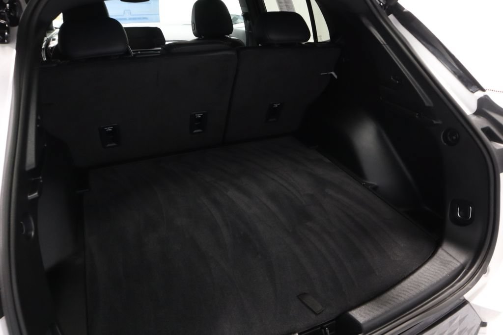 Used 2024 Chevrolet Equinox EV RS FWD image 19