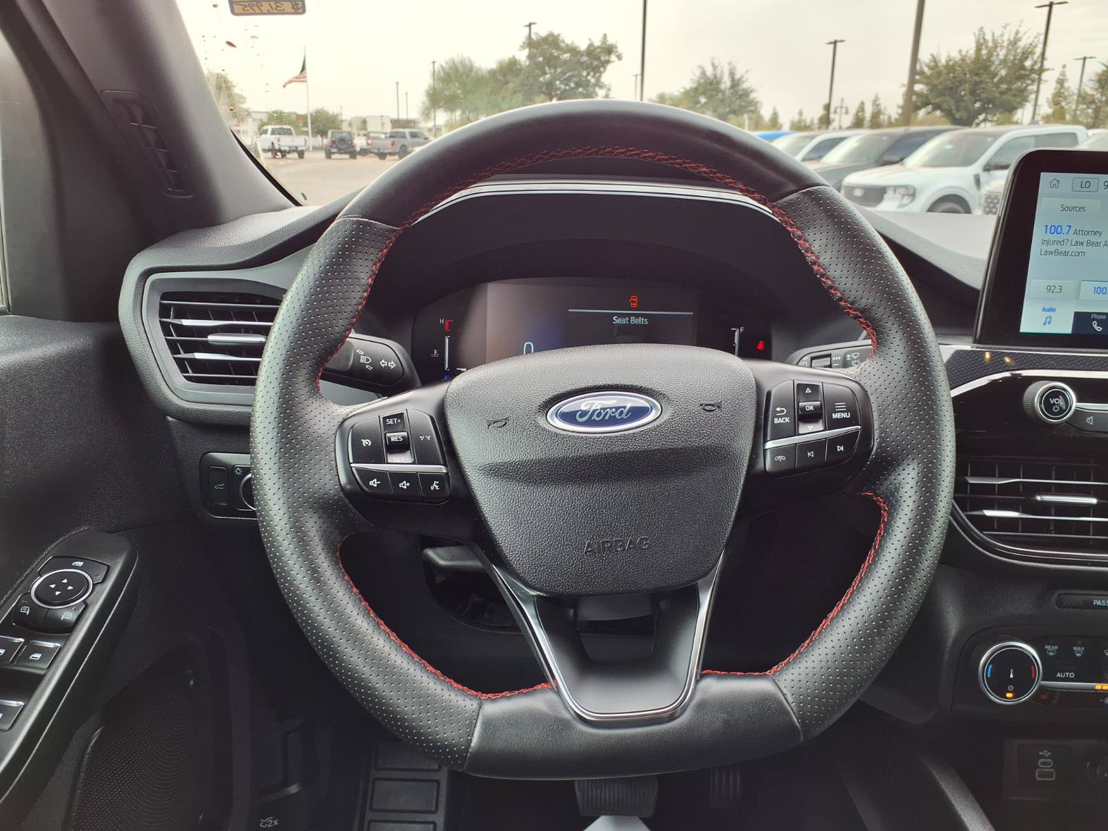 Certified 2025 Ford Escape ST-Line Select AWD/4WD image 19