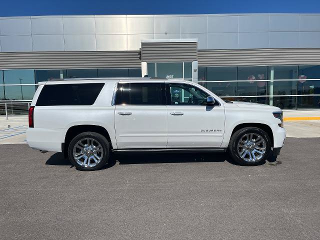 Used 2020 Chevrolet Suburban Premier w/ Premier Plus Edition AWD/4WD image 4
