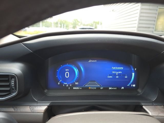 Certified 2020 Ford Explorer Platinum w/ Premium Technology Package image 10