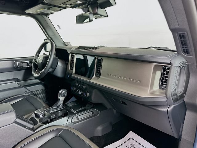 Certified 2025 Ford Bronco Outer Banks AWD/4WD image 34