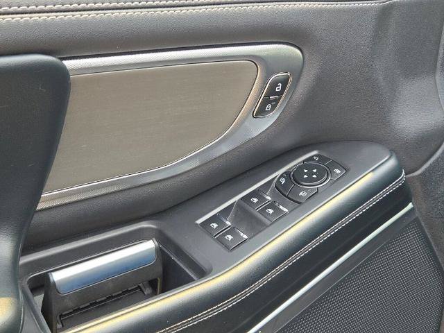 Certified 2025 Ford Expedition Platinum AWD/4WD image 24