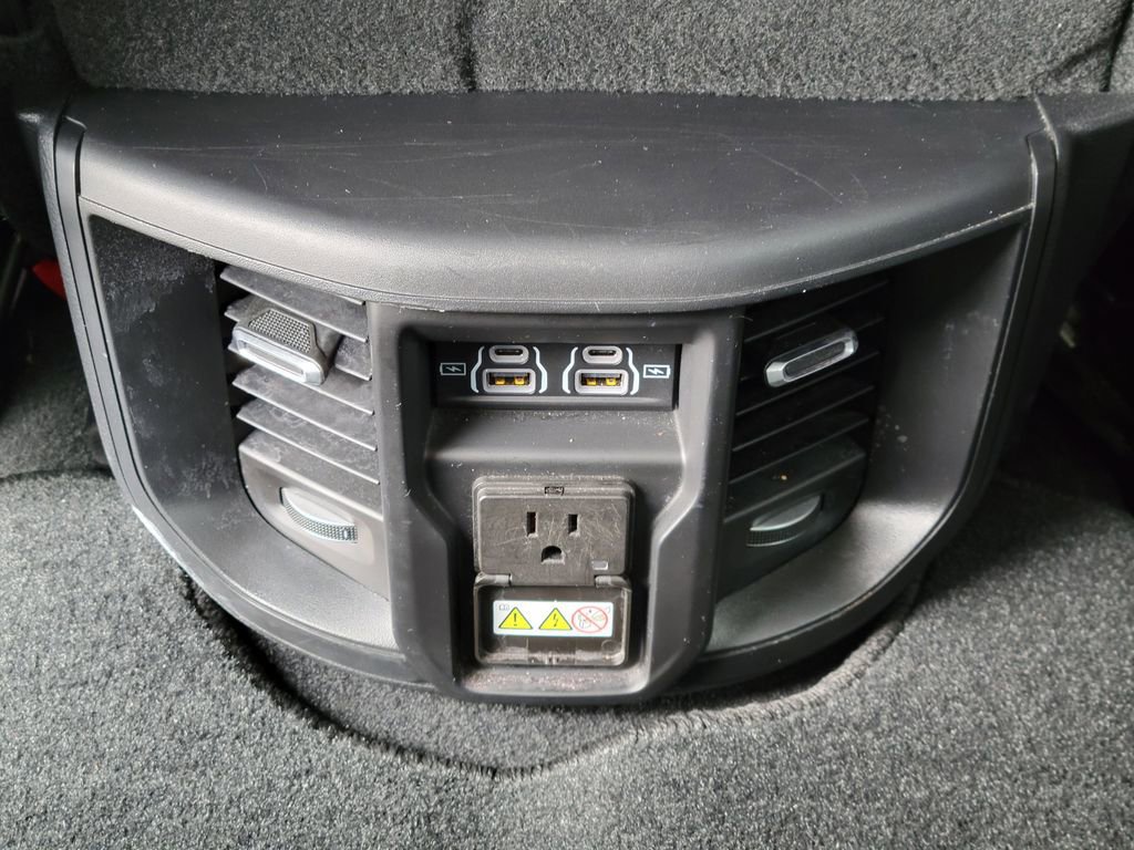 Used 2024 RAM 2500 Laramie image 19