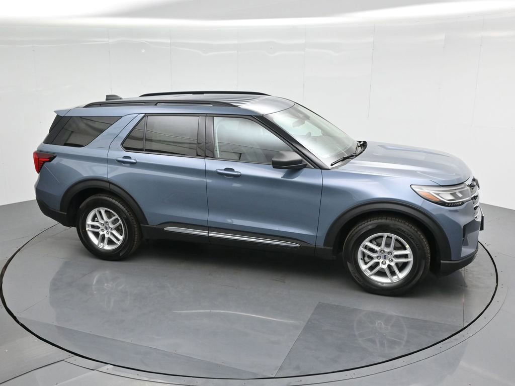 Certified 2025 Ford Explorer Active image 59