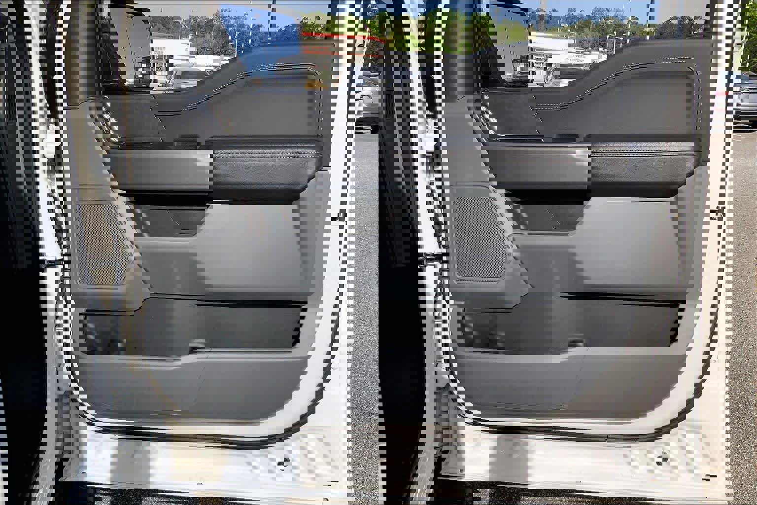 Certified 2025 Ford F150 XLT w/ Equipment Group 301A Standard image 21