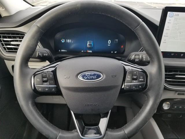 Certified 2023 Ford Escape Platinum w/ Premium Technology Package image 24