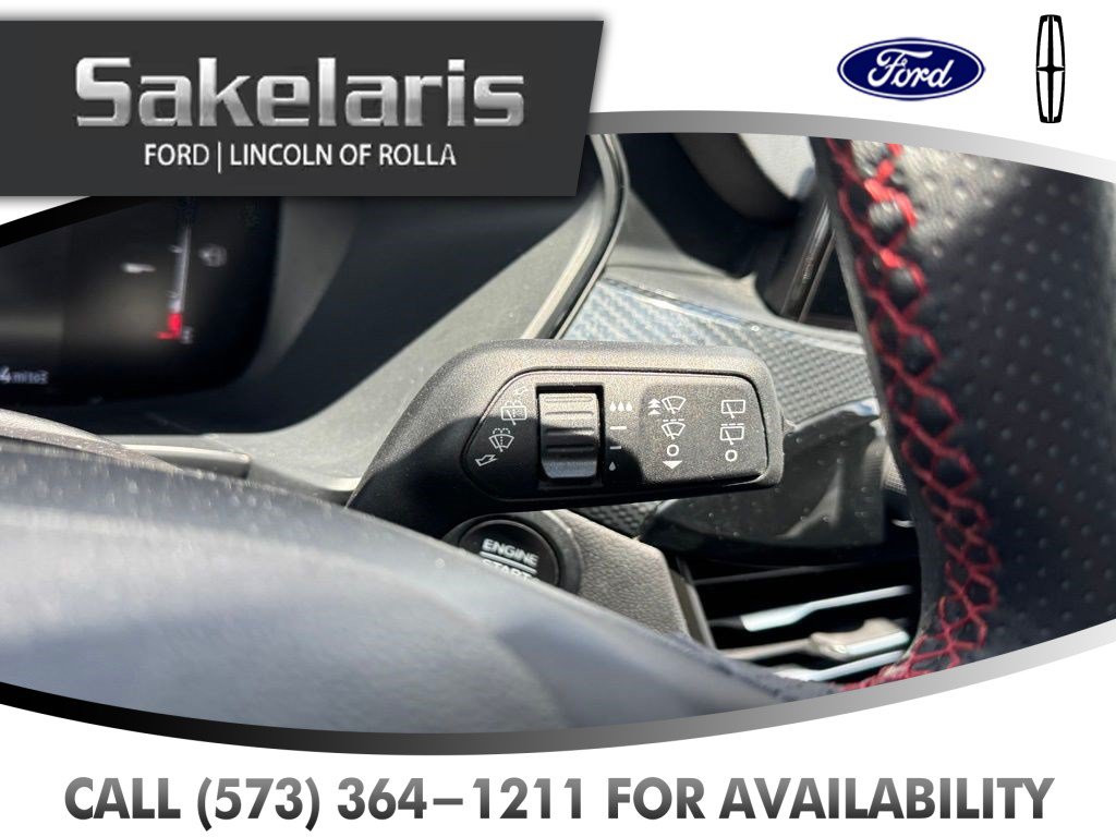 Certified 2025 Ford Escape ST-Line AWD/4WD image 19