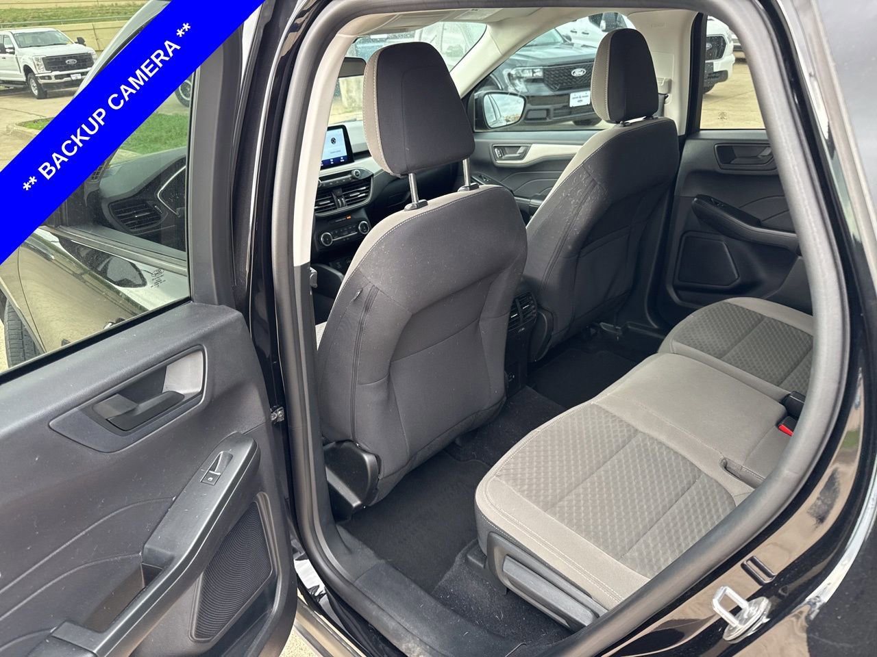 Certified 2022 Ford Escape SE w/ SE Sport Appearance Package image 12