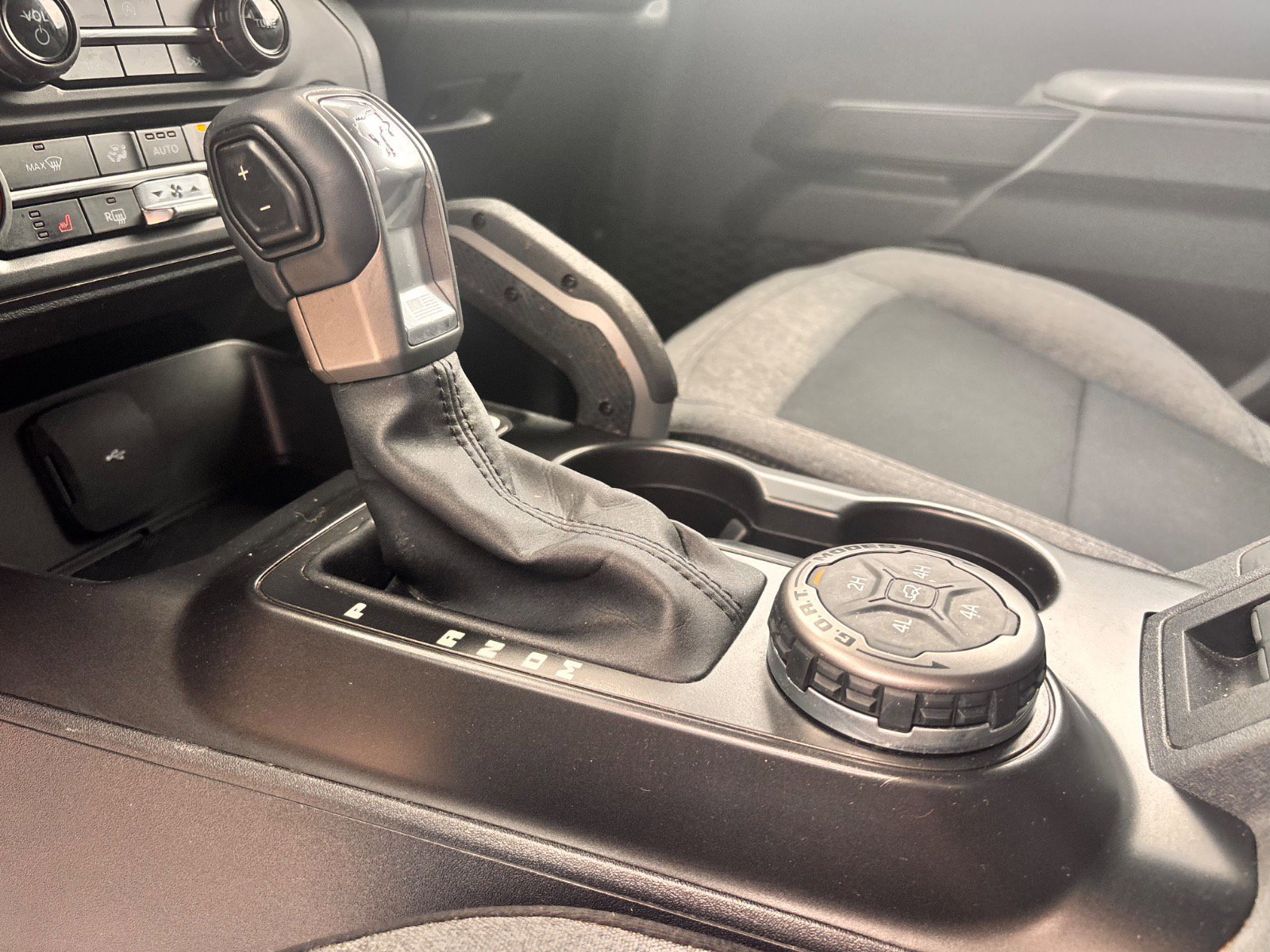 Certified 2023 Ford Bronco Big Bend w/ Sasquatch Package image 31