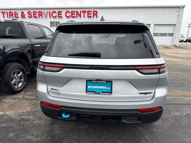 Used 2024 Jeep Grand Cherokee Trailhawk AWD/4WD image 5