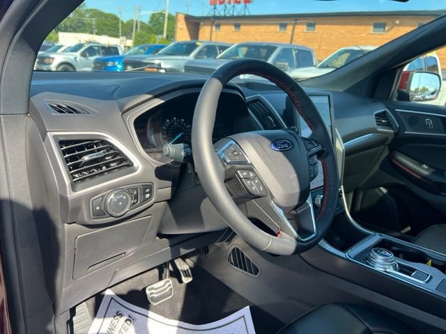 Certified 2024 Ford Edge ST-Line AWD/4WD image 6