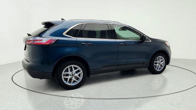 Certified 2023 Ford Edge SEL w/ Convenience Package AWD/4WD image 8