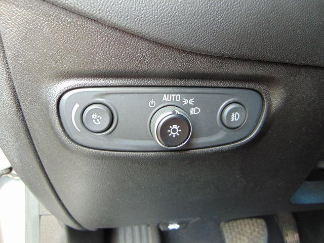 Used 2021 Chevrolet Equinox LT image 19