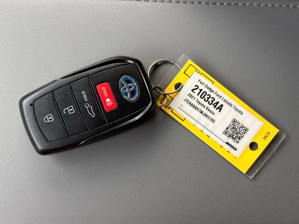 Used 2021 Toyota Venza Limited w/ Advanced Technology Package AWD/4WD image 38