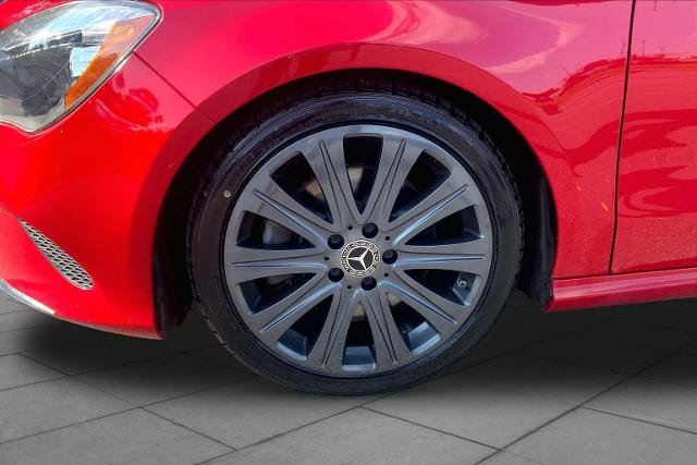 Used 2018 Mercedes-Benz CLA 250 4MATIC image 11