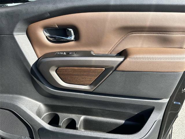 Used 2024 Nissan Titan Platinum Reserve w/ Moonroof Package image 26