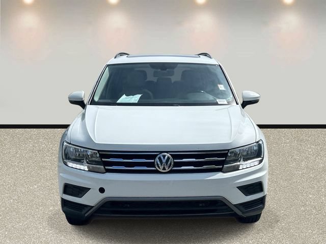 Used 2018 Volkswagen Tiguan SE FWD image 2