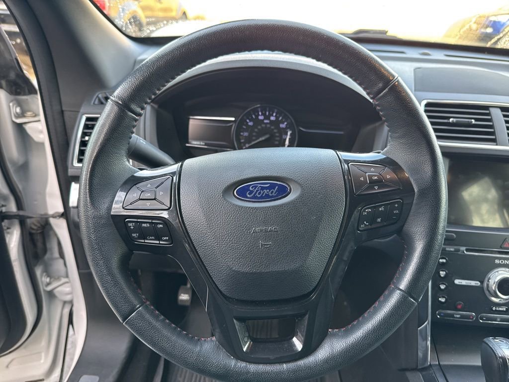 Certified 2018 Ford Explorer Sport image 9