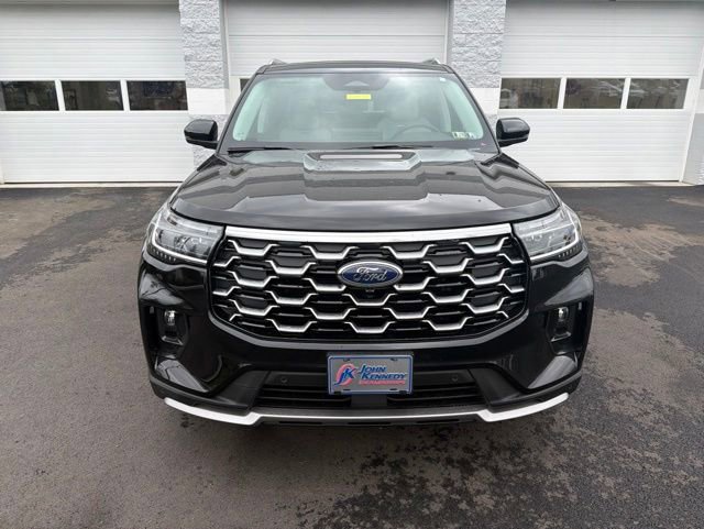 Certified 2025 Ford Explorer Platinum AWD/4WD image 10