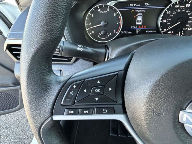 Used 2025 Nissan Altima 2.5 SV FWD image 32